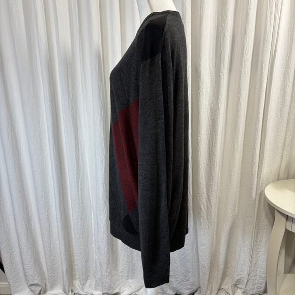 Dockers Men's Crewneck Sweater - Black and Dark Red - Picture 2 of 7